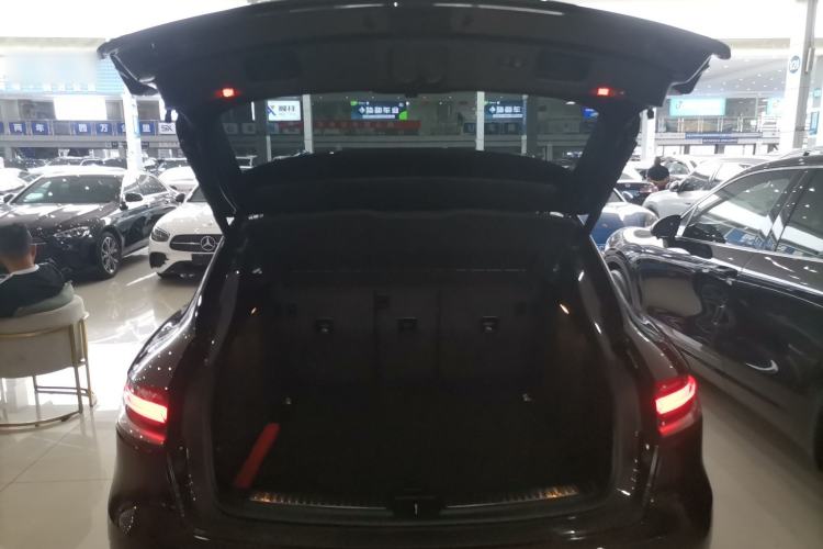 Used Porsche Macan 2018 Macan 2.0T Trunk