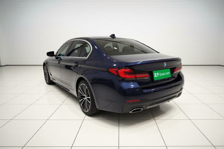 Used BMW 5 Series 2021 Facelifted 530Li Leading Edition M Sport Package Exterior 3