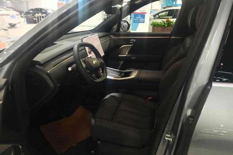 Used ONVO Luxeed L90 2025 Model—Ultra Six-Seater Version Left Front Seat