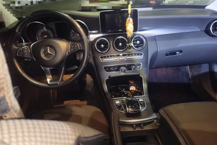Used Mercedes-Benz C-Class 2015 Restyled C 180 L Sport Edition Center Console