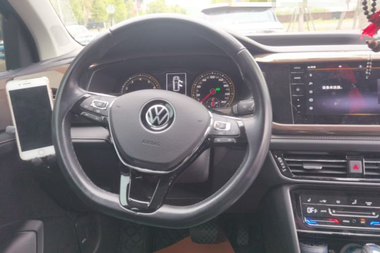 Used Volkswagen Tharu 2021 280TSI Two-Wheel-Drive Luxury Plus Edition Steering Wheel