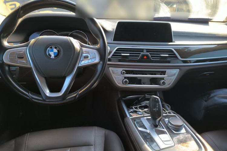 Used BMW 7 Series 2016 730Li Leading Model
