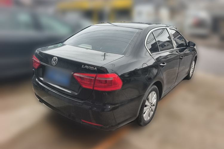 Used Volkswagen Lavida 2013 1.6L Automatic Comfort Edition
