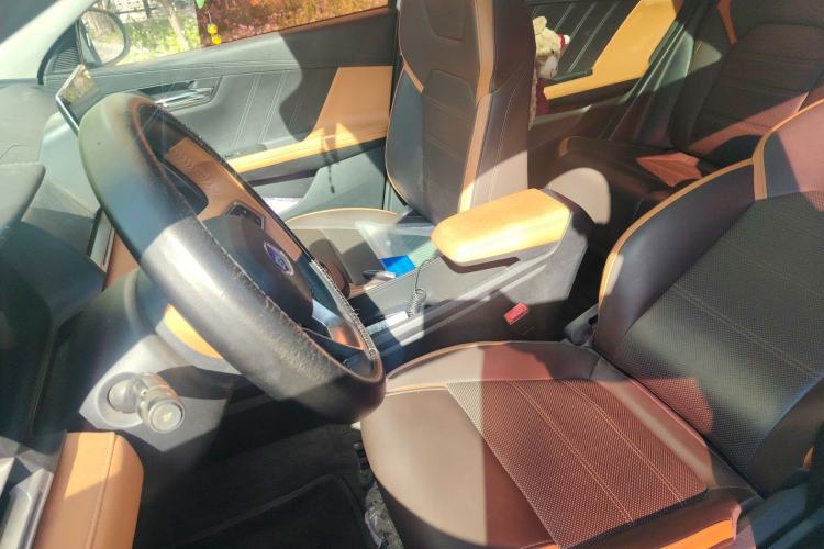 Used BYD e2 2020 Upgraded Version Extended Range Edition Premium Model Left Front Seat