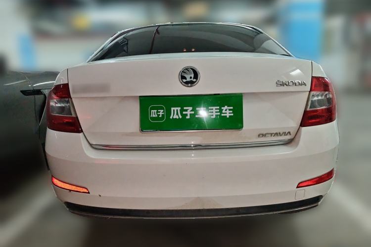 Used Skoda Octavia 2016 1.6L Automatic Smart Drive Edition
