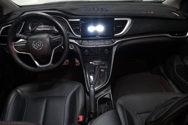 Used Buick GT 2021 Revised Version Flagship 1.5L Automatic Elite Edition Center Console