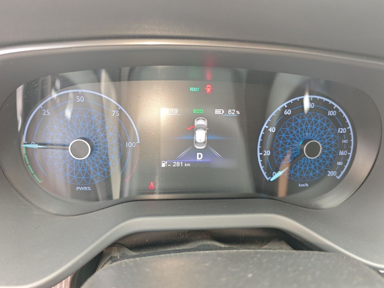 Hongqi E-QM5 2023 Revised Version Basic Travel Edition — снимка 10