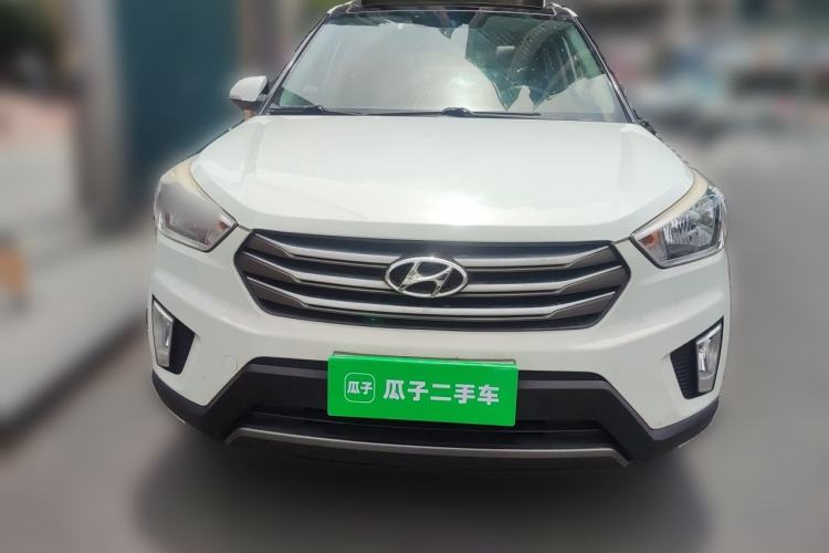 Used Hyundai ix25 2016 1.6T Dual-Clutch Two-Wheel Drive Smart GLS Model
