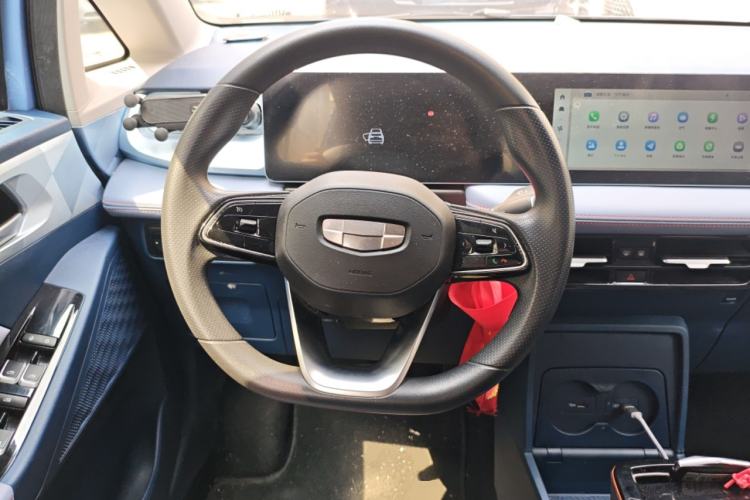 Used Geometry E Firefly 2022 401 km Linglong Tiger 4 Seats
