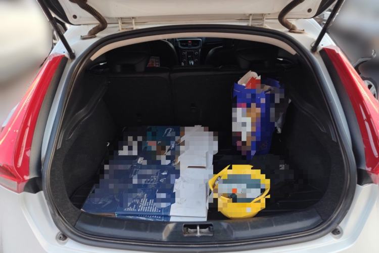 Used Volvo V40 2016 T3 Smart Luxury Edition