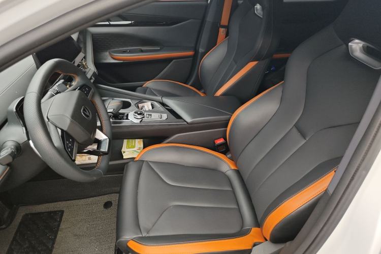 Used CHANGAN UNI-V 2023 1.5T Prestige Model
