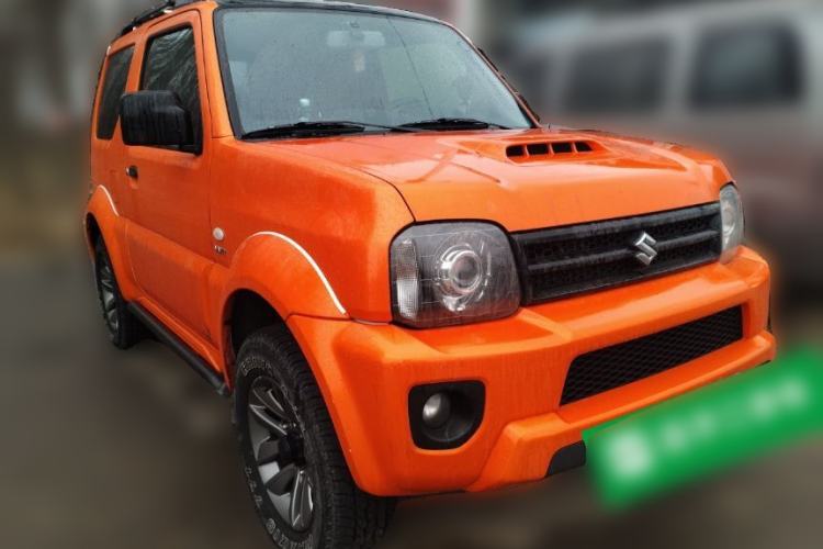 Used Suzuki Jimny 2015 1.3 AT JLX Front Right 45 Deg