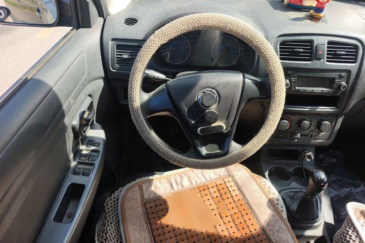 Used Dongfeng Fengon 330 2017 1.5L Manual Utility II DK15 Steering Wheel