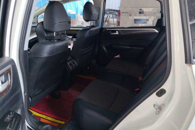 Used Honda Jade 2017 1.8L automatic Comfort version 5 seats
