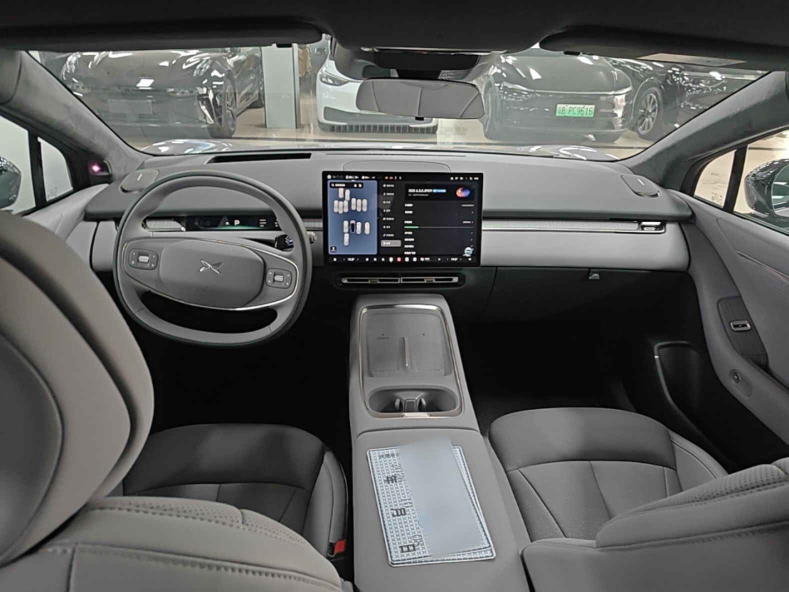 XPeng P7+ 2026 Model, Range-Extended 1550 Max Tech Edition — снимка 12