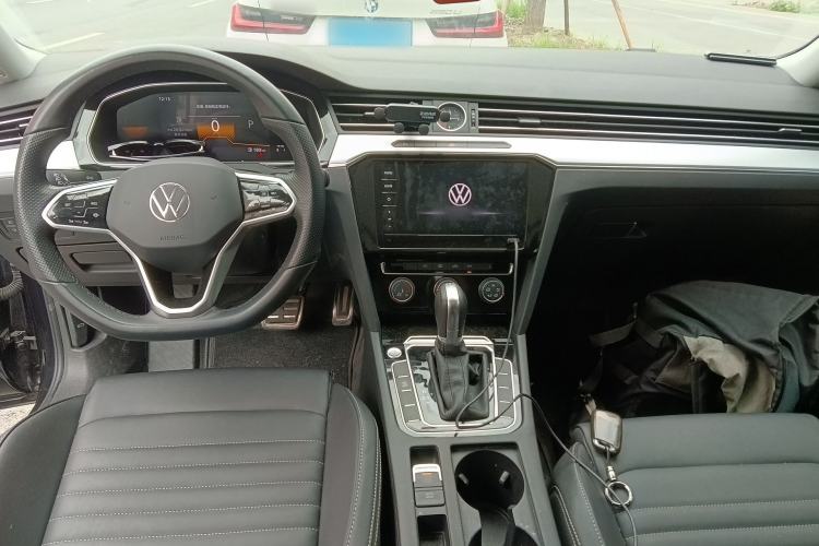 Used Volkswagen Magotan 2023 2 Million Units Limited-Edition 280TSI DSG Comfort Version
