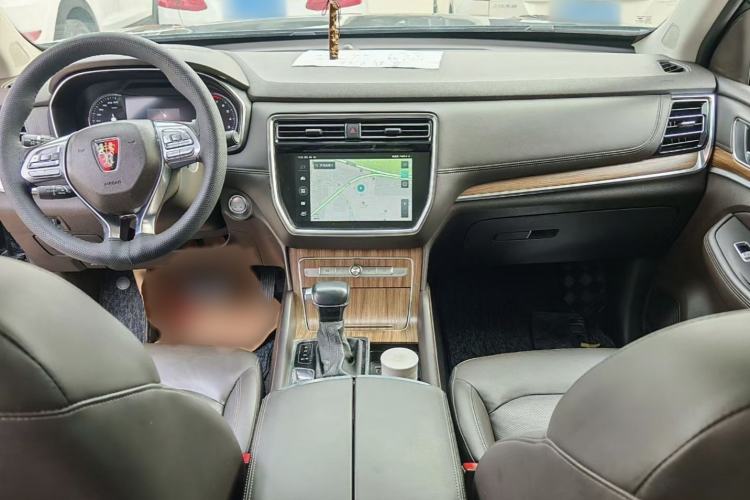 Used Roewe RX8 2018 30T Smart Connectivity Two-Wheel Drive Flagship Edition