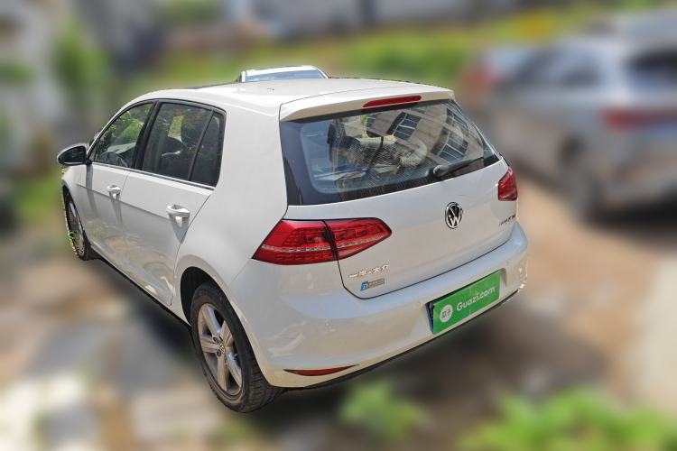 Used Volkswagen Golf 2015 1.4TSI Automatic Luxury Model
