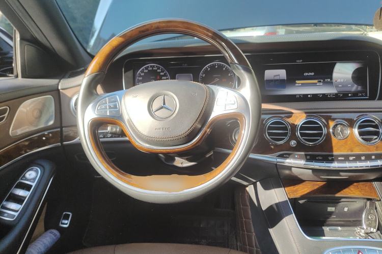 Used Mercedes-Benz S-Class 2015 S 400 L Steering Wheel
