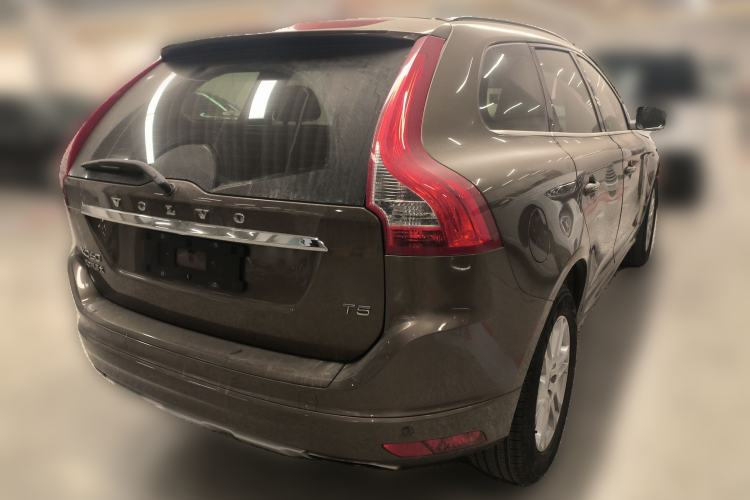Used Volvo XC60 2015 T5 Smart Upgrade Model Rear Right 45 Deg