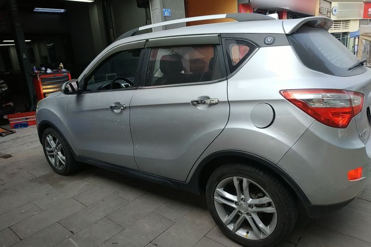 Used CHANGAN CS35 2015 1.6L Automatic Luxury Model China IV Standard
