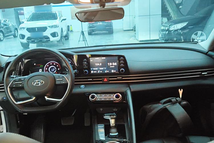 Used Hyundai Elantra 2021 1.5L CVT GLX Elite Edition
