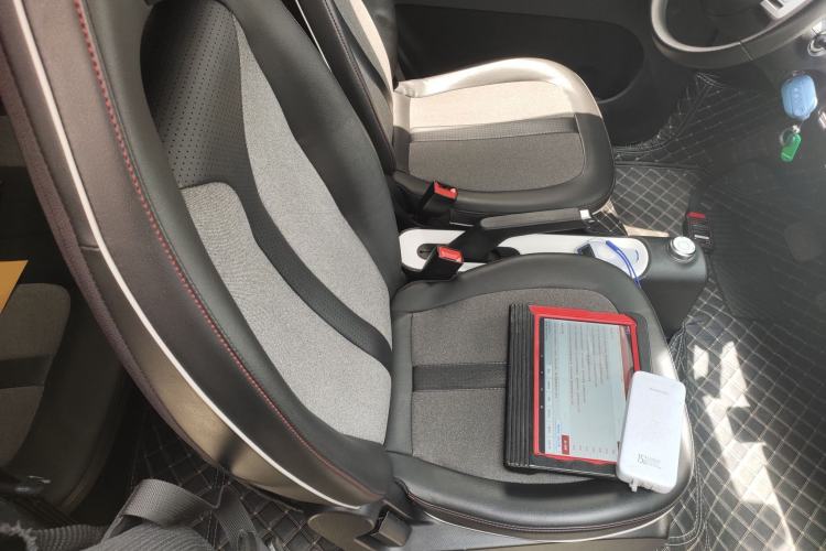 Used Wuling Hongguang MINIEV 2022 GAMEBOY 300km Enthusiast Model with Lithium Iron Phosphate
