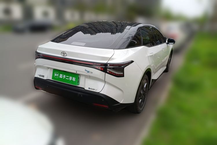 Used Toyota bZ3 2023 616 km Long-Range Premium Rear Right 45 Deg