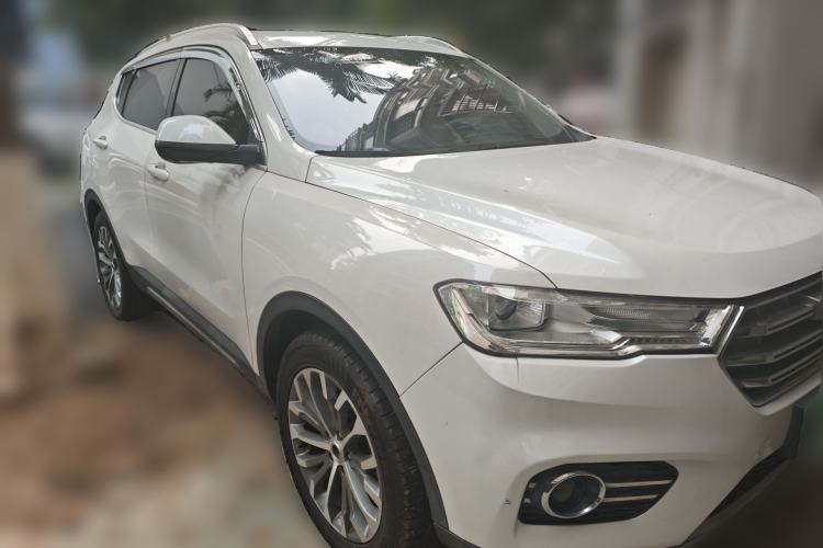Used Haval H6 2017 Blue Label 1.5T Automatic Two-Wheel Drive ZhiShang Model Front Right 45 Deg