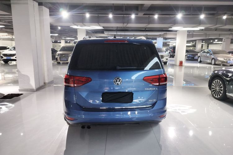 Used Volkswagen Touran 2018 Volkswagen Touran L 280TSI DSG Luxury Edition 7 Seats Rear