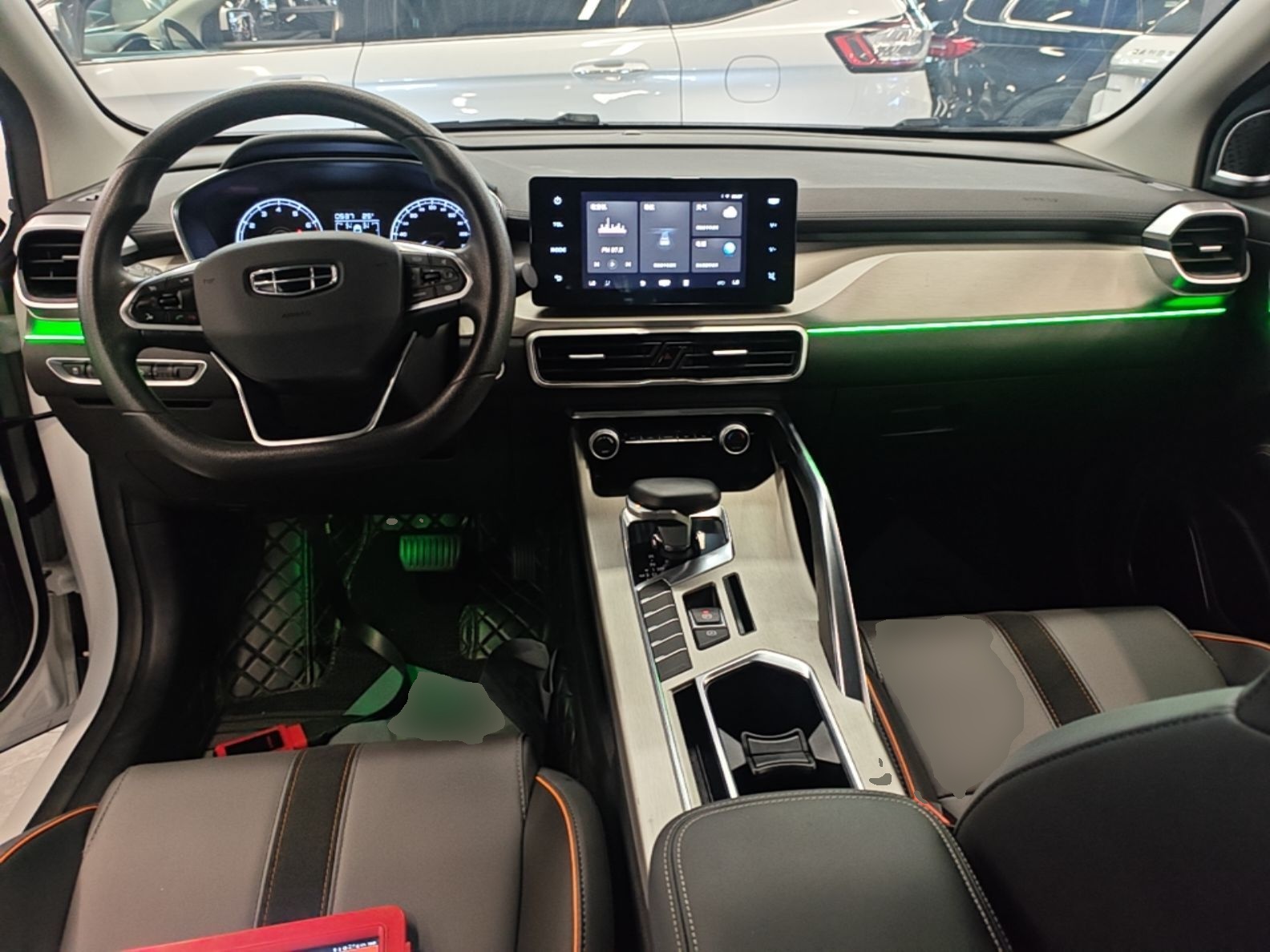 Geely Auto Coolray 2024 1.5T DCT Longteng Edition — снимка 12