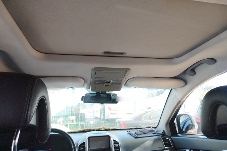 Used Chevrolet Captiva 2014 2.4L 4x4 Flagship Edition 7 Seats Headliner