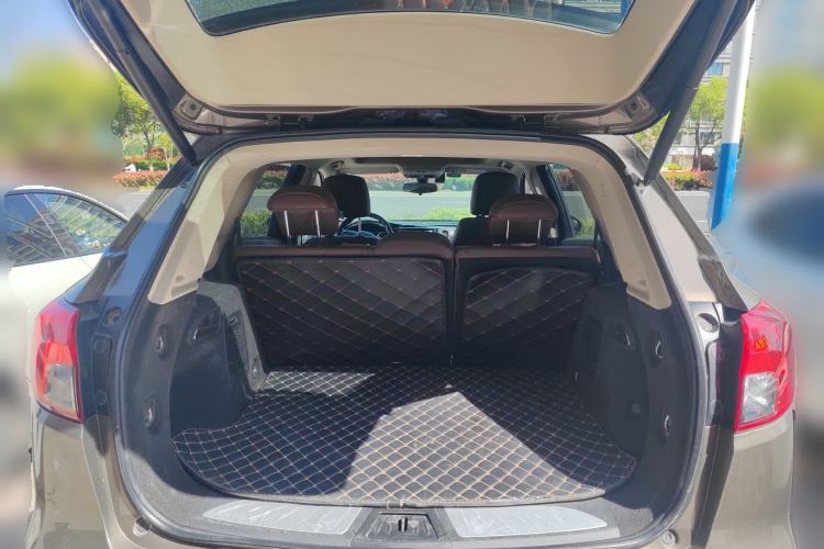 Used Buick Envision 2017 20T Two-Wheel Drive Luxury Model Trunk