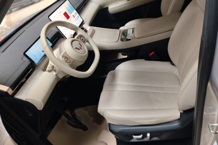 Used Wuling Xingguang S 2024 130 km Flagship Version