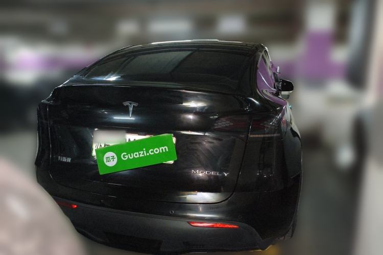 Used Tesla Model Y 2023 Rear-Wheel-Drive Version
