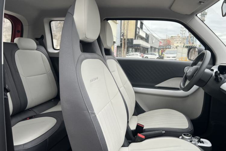 Used Geely Galaxy Panda 2025 Model 210km Panda Kart Piggy Hero Limited Edition
