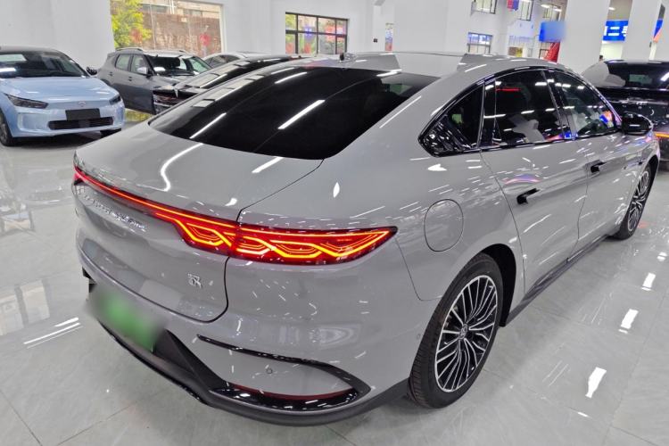 Used BYD Han 2025 EV Intelligent Driving Edition 701KM LiDAR Flagship Model
