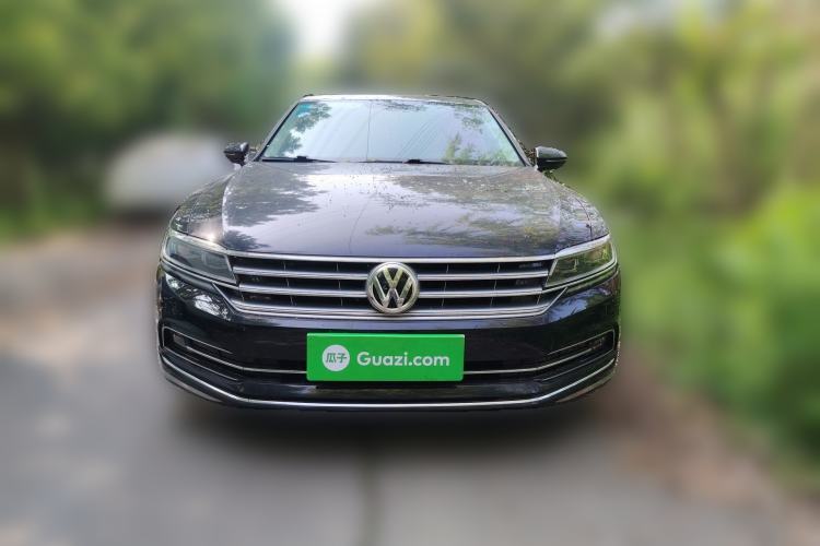 Used Volkswagen Phideon 2019 380TSI Two-Wheel Drive Business Edition China VI Standard
