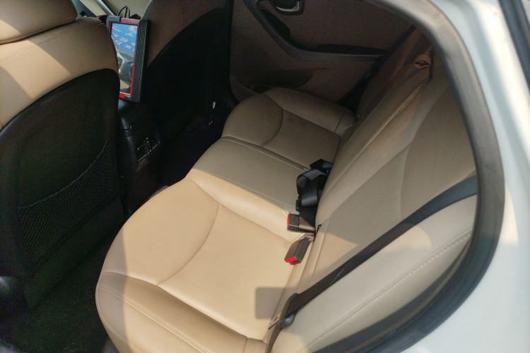 Used Hyundai Elantra (5th Generation / Langdong) 2015 1.6L Automatic Luxury Model Left Rear Seat
