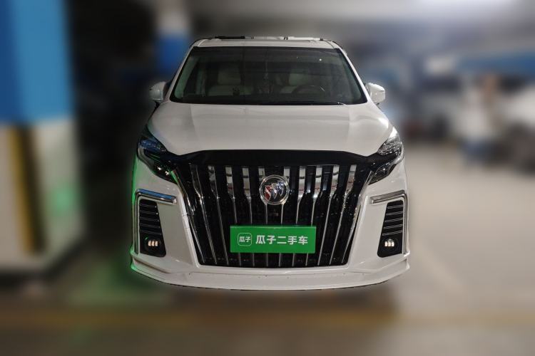 Used Buick GL8 2022 ES Landtrek 653T Comfort Edition Front