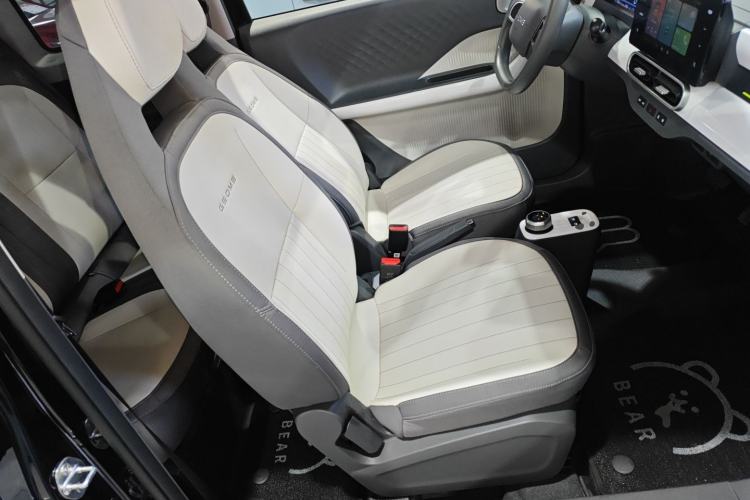 Used Geely Galaxy Panda 2025 210km Panda Kart Right Front Seat