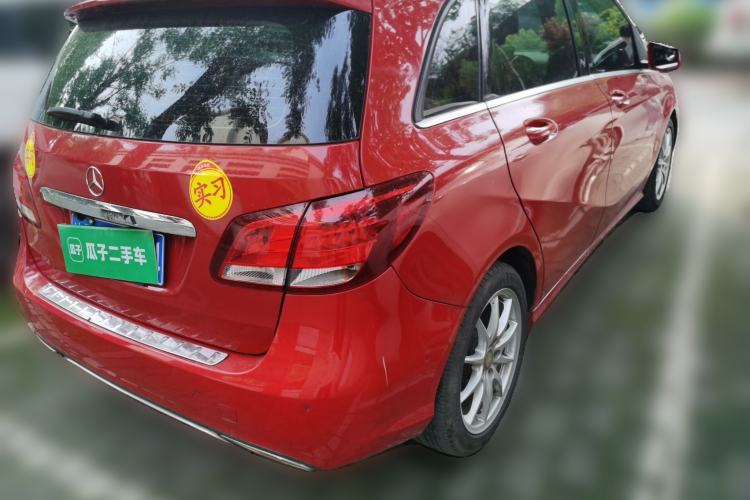 Used Mercedes-Benz B-Class 2015 B 200 Sport Edition Rear Right 45 Deg