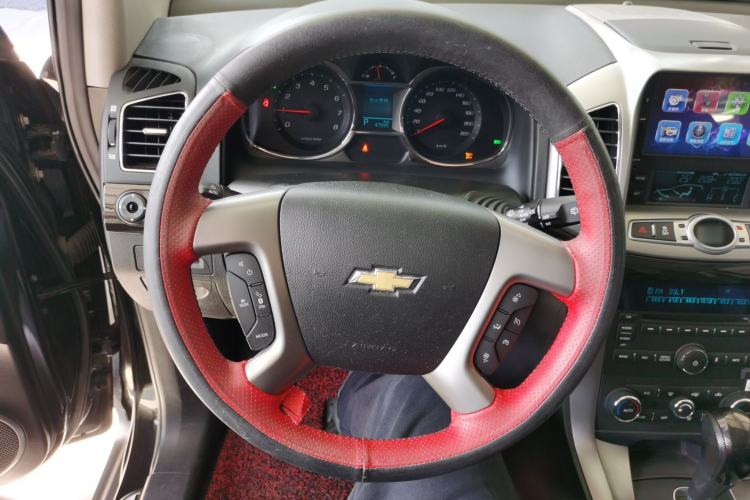 Used Chevrolet Captiva 2017 2.4L 4x4 Flagship Edition 7-Seater