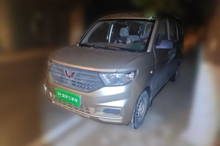 Used Wuling Hongguang V 2019 1.5L Jingqu Version China VI LAR