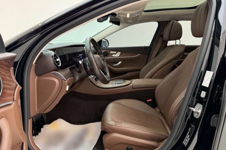 Used Mercedes-Benz E-Class 2023 Updated E 300 L Fashion Edition
