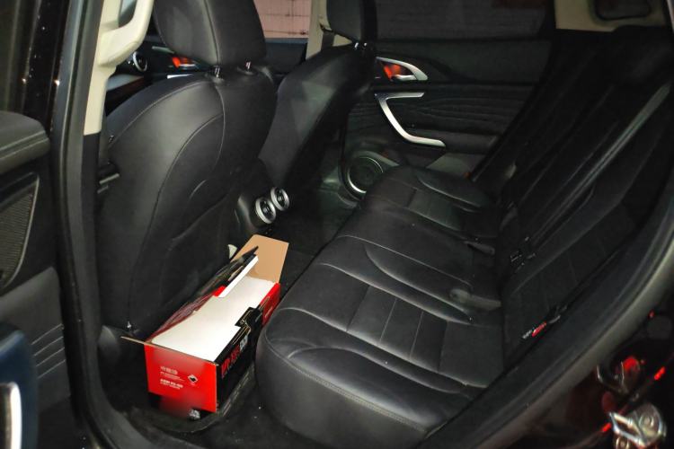 Used Wey VV7 2019 Upgraded Model 2.0T Flagship Version China VI Left Rear Seat