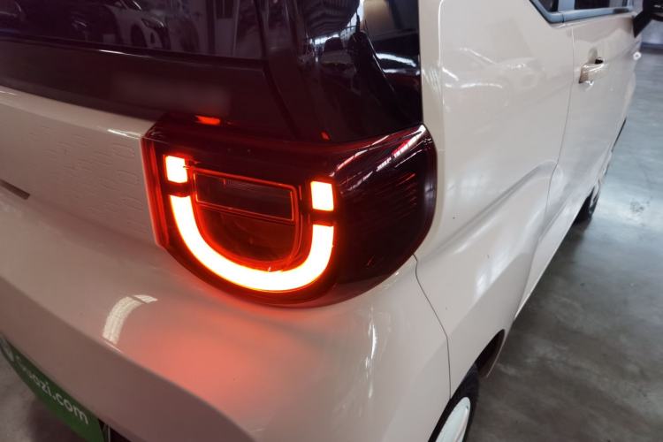 Used Chery QQ Ice Cream 2022 120km Conical Shape Lithium Iron Phosphate Right Rear Taillight