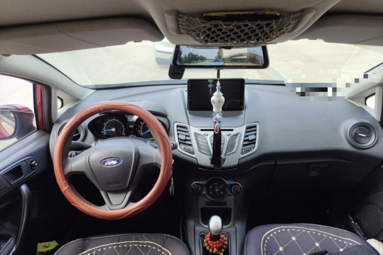 Used Ford Fiesta 2013 Hatchback 1.5L Manual Fashion Edition
