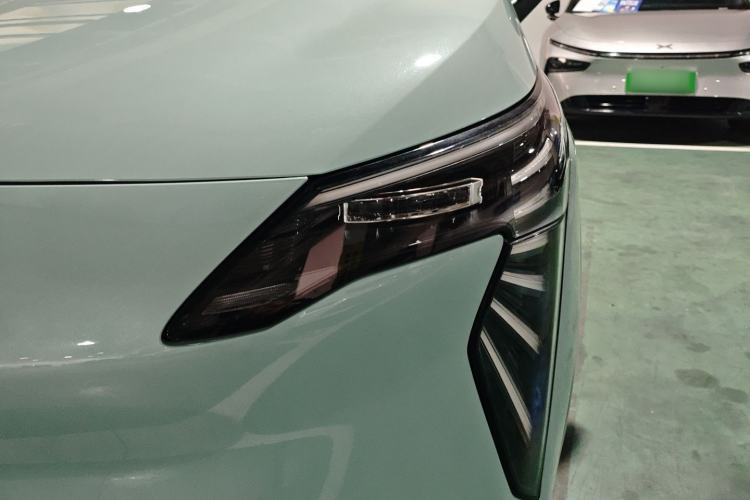 Used AION Y 2022 Plus 70 Tech Edition