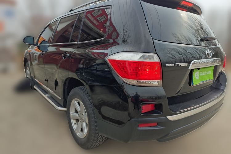 Used Toyota Highlander 2013 2.7L Two-Wheel Drive 5-Seater Purple Gold Edition
